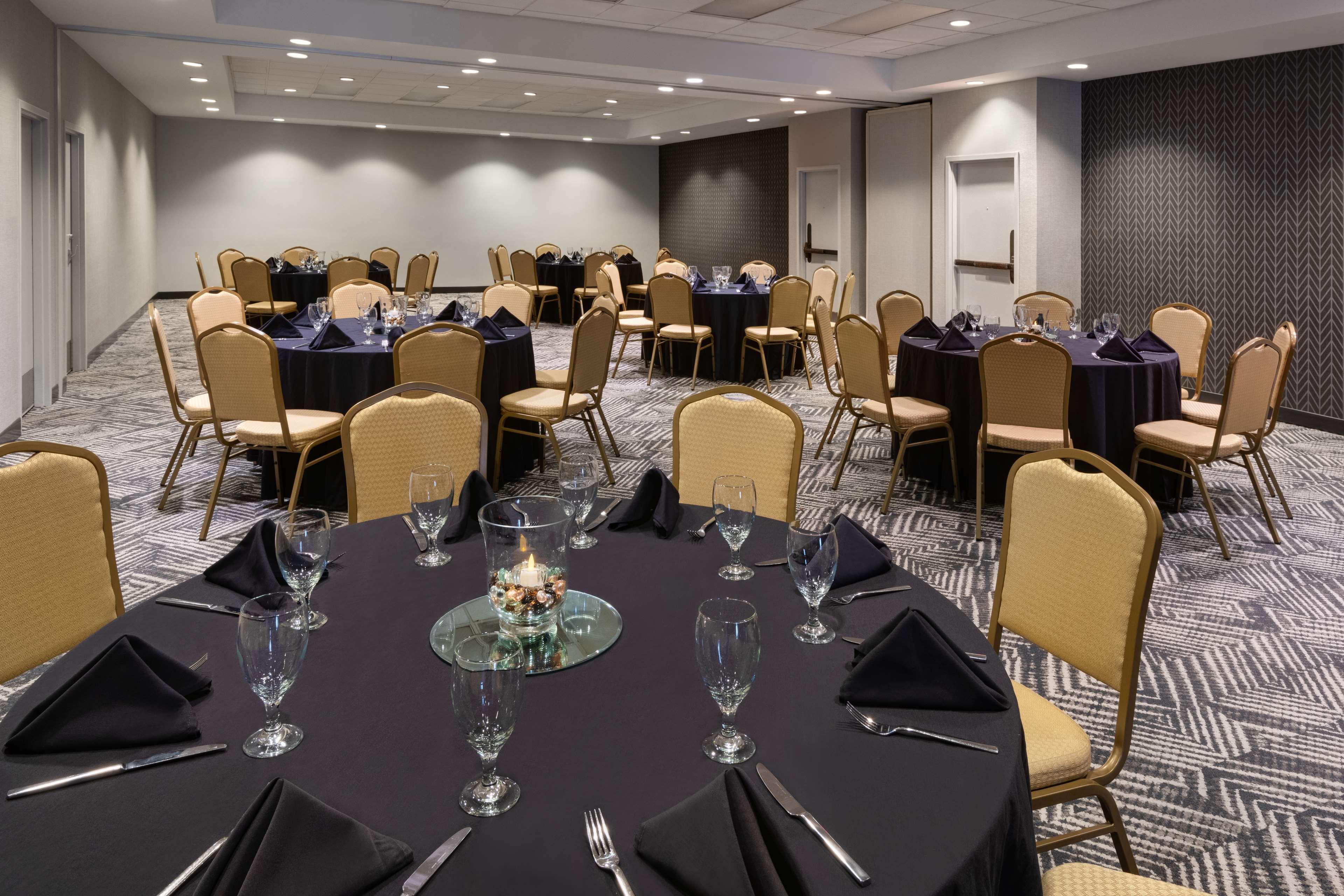 Radisson Hotel Nashville Airport Exterior photo